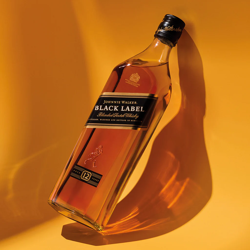Johnnie Walker Black Label Blended Scotch Whiskey (200ml)